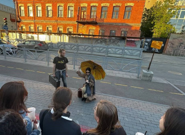 В Екатеринбурге появился экскурсионный чат-бот «НеизЕКБ» и театрализованная экскурсия о городе